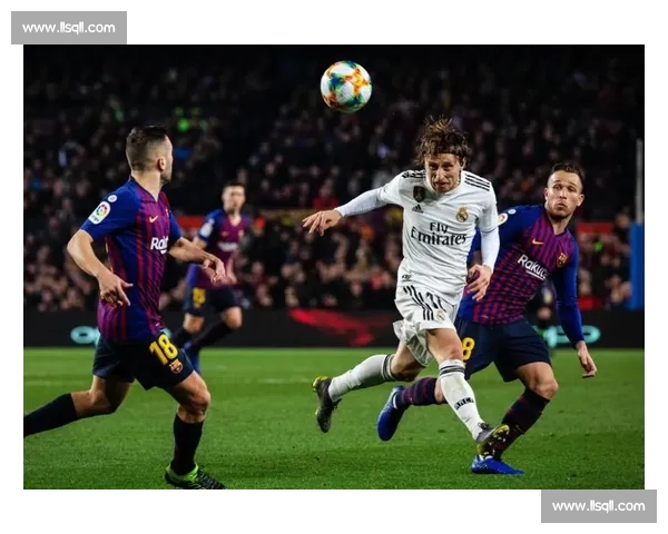 全面解析未来赛事走势与球员动态深度前瞻 全面解析未来赛事走势与球员动态深度前瞻